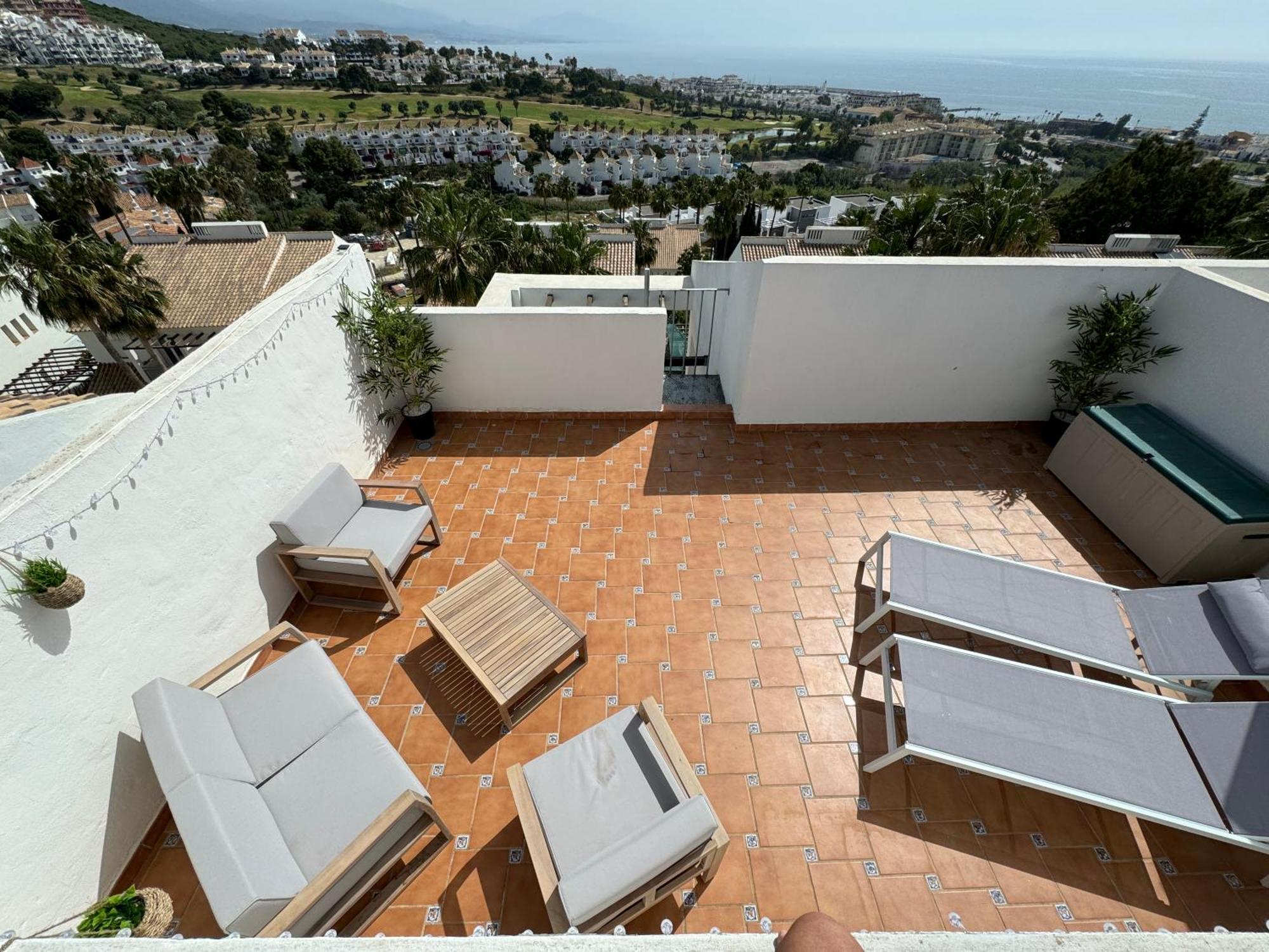 Casa Feliz - Penthouse In Manilva Apartment Екстериор снимка